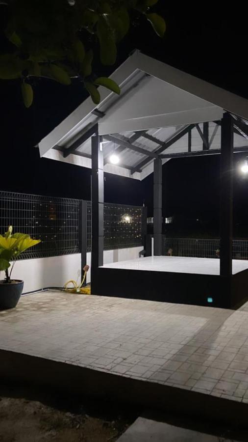 Aleesa Roomstay Pasir Puteh Dış mekan fotoğraf