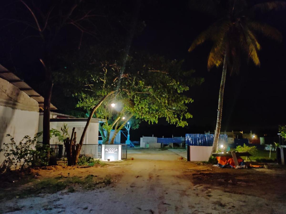 Aleesa Roomstay Pasir Puteh Dış mekan fotoğraf