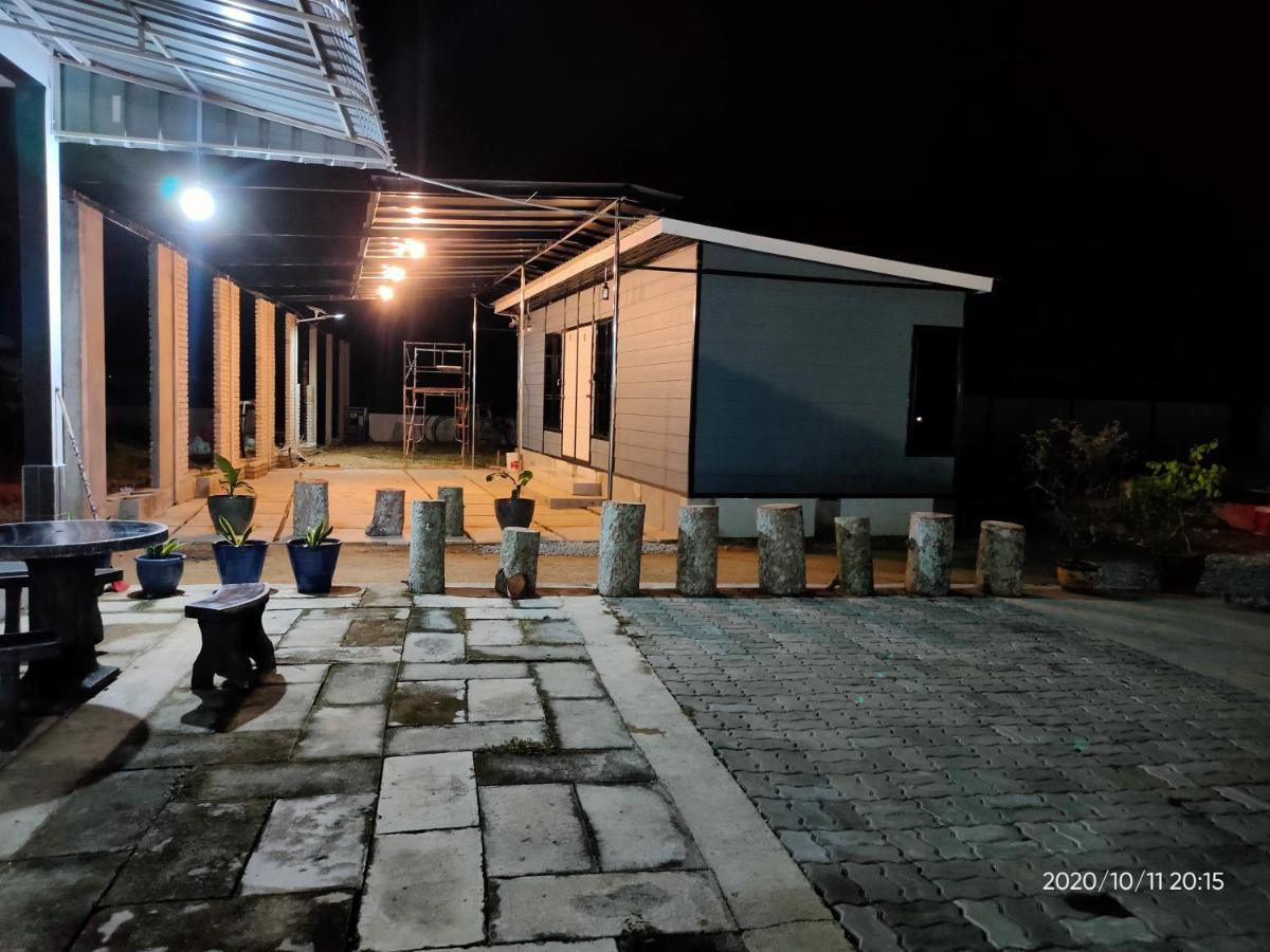 Aleesa Roomstay Pasir Puteh Dış mekan fotoğraf