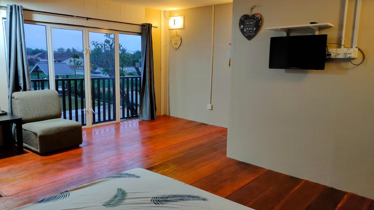 Aleesa Roomstay Pasir Puteh Dış mekan fotoğraf
