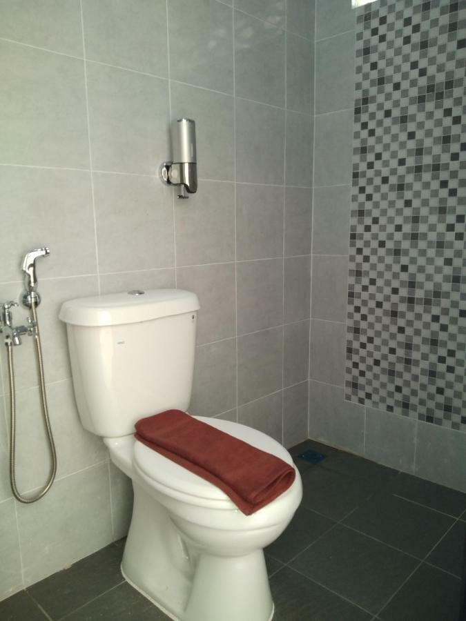 Aleesa Roomstay Pasir Puteh Dış mekan fotoğraf